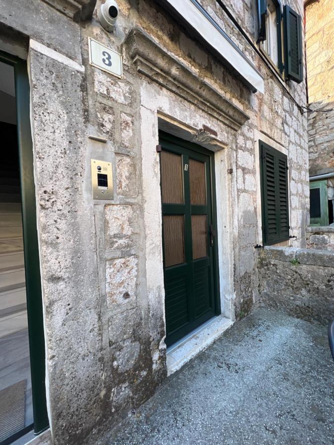 Residence Bella スタリー・グラード エクステリア 写真